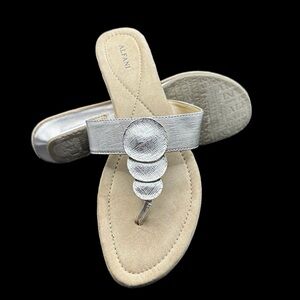 Alfani Women’s Fleurr Metallic T-Strap Thong Wedge Sandal Pewter Size 9.5